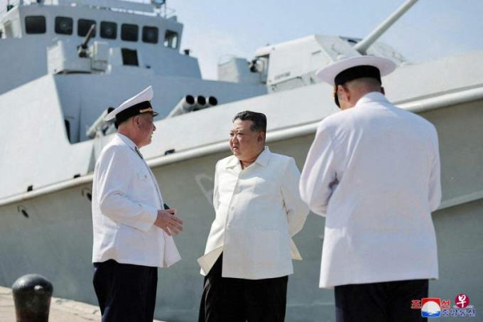 金正恩呼吁加强朝鲜海军力量
