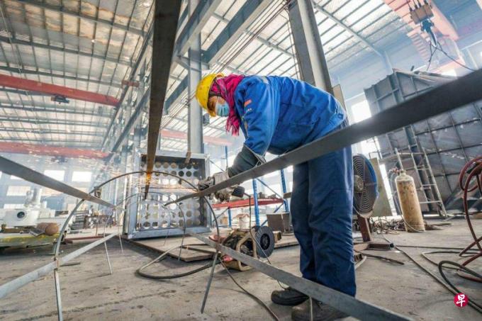 中国1月制造业PMI微升至49.2 连续四个月低于荣枯线