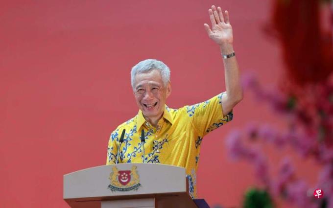 严孟达:李显龙的成绩单