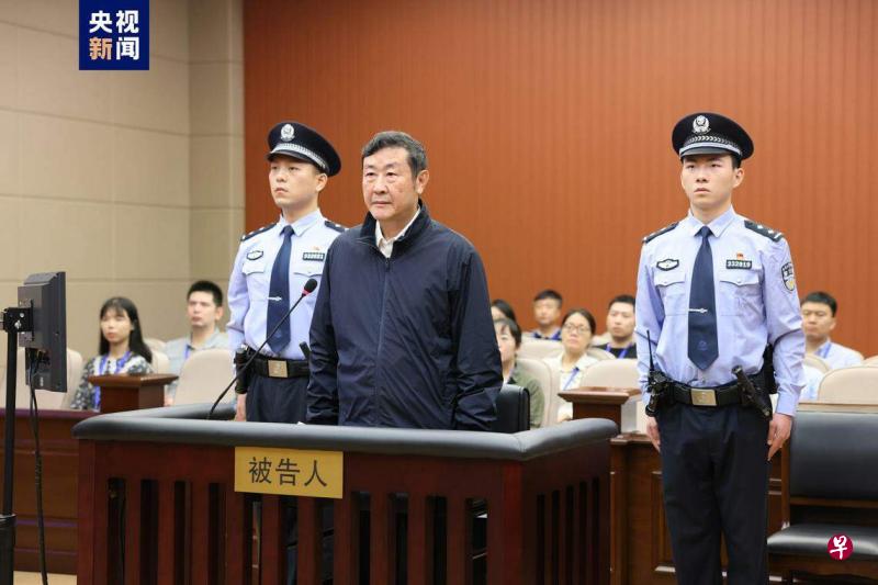 中国最高院原副院长沈德咏受贿被判15年