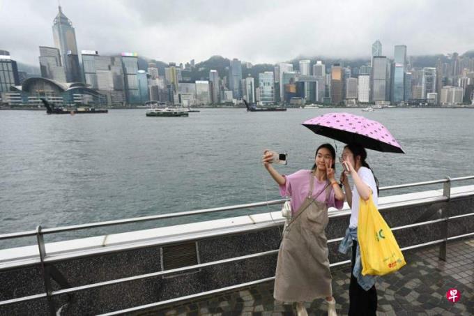香港发出今年首个红色暴雨警告