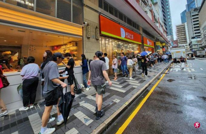 香港特稿:香港餐饮业遇冷 两餸饭炉火旺热