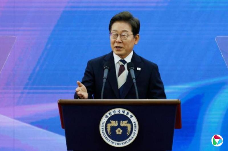 韩国总统李在明与习近平通话 邀请出席APEC峰会