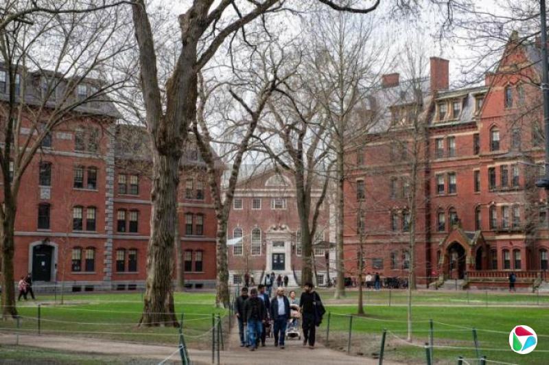 美国政府对哈佛大学发“违规通知” 或中止资助