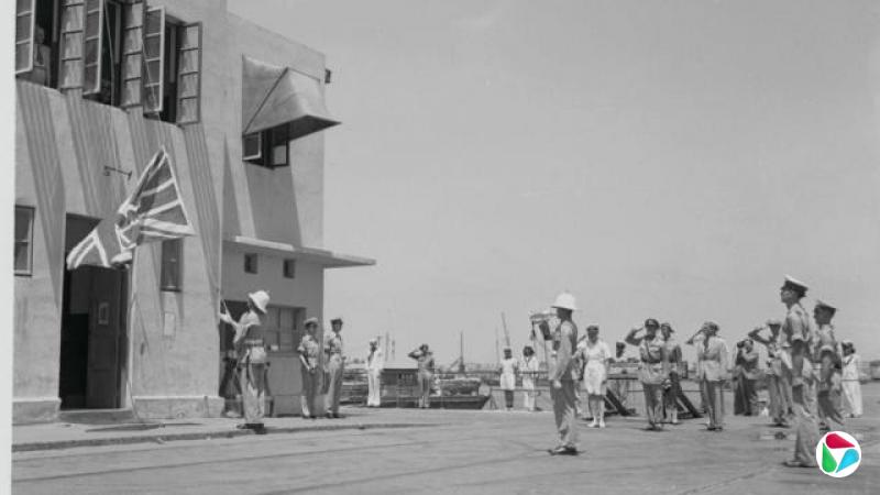 1948�꣬һ��Ӣ������½ս��Ա���������������죬��ʽ����Ӣ���԰���˹̹��ͳ��