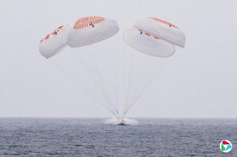 SpaceX�ɴ��״��ڼ��ݽ����ɹ����� Բ����ɽ�5����̫������