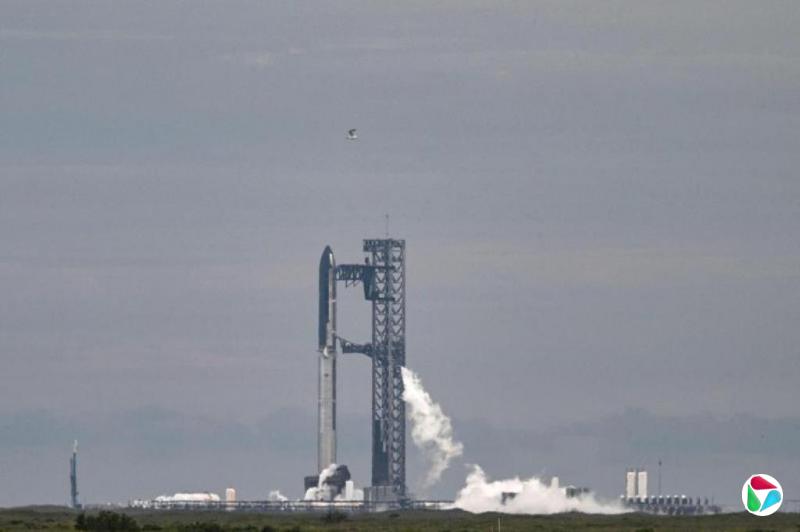 SpaceX�ٶ��Ƴ��ǽ��Է� �����Ų����ϵͳ����