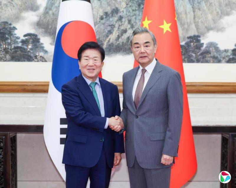 �����������߲����з��׻� ѧ���������������޸��Ի���ϵ
