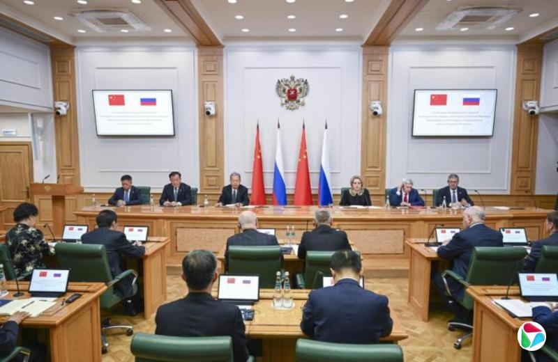 ���ּʣ��ж�Ӧ����ս�Ի������������
