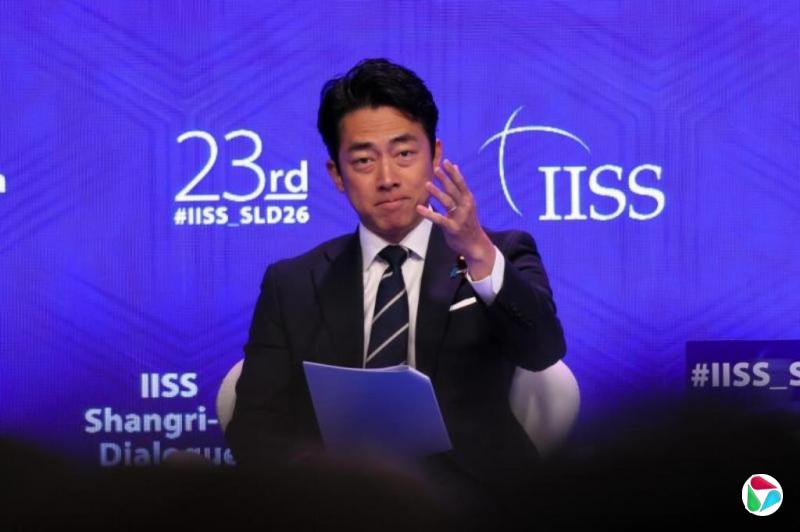 【香会】小泉反驳“新军国主义”指责 称中国军力扩张引发国际关切